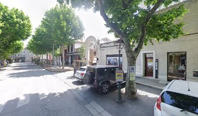 SG, Banque à Saint-Rémy-de-Provence