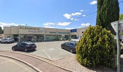 Credit Agricole Agence De LE CANNET DES MAURES, Banque au Cannet-des-Maures