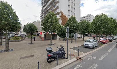 Caisse D'Epargne Villeneuve-la-Garenne, Banque à Villeneuve-la-Garenne