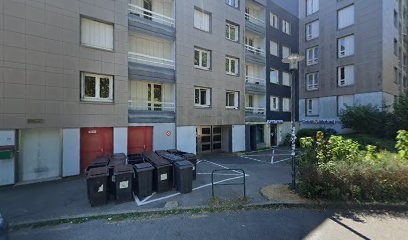 Crédit Mutuel, Banque à Laval