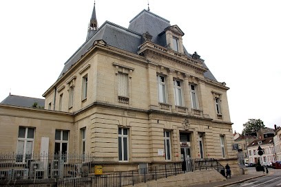 Caisse d'Epargne Epernay, Banque à Épernay