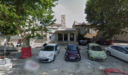 Crédit Agricole Du Languedoc - Roquemaure, Banque à Roquemaure