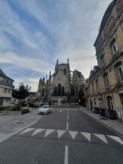 CIC, Banque à Louviers