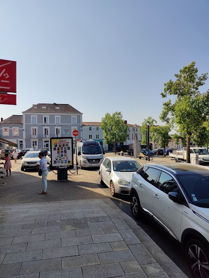 Caisse D'Epargne Vallet, Banque à Vallet