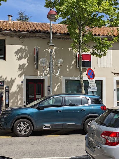 SG, Banque à Saint-Martin-de-Crau