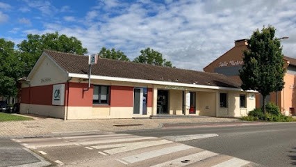 Crédit Agricole Centre-est à Feillens, Banque à Feillens
