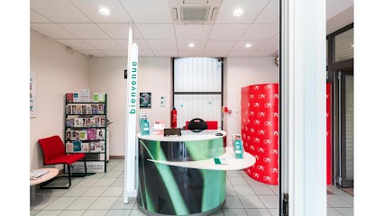 Crédit Agricole Centre France - La Monnerie Le Montel, Banque à La Monnerie-le-Montel