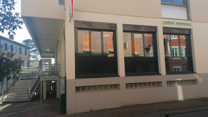 Crédit Agricole Centre-est à Montmerle Sur Saone, Banque à Montmerle-sur-Saône