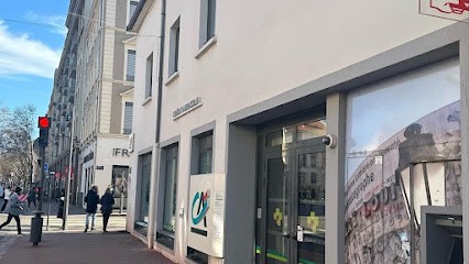 Crédit Agricole Centre-est à Lyon Monplaisir, Banque à Lyon 08