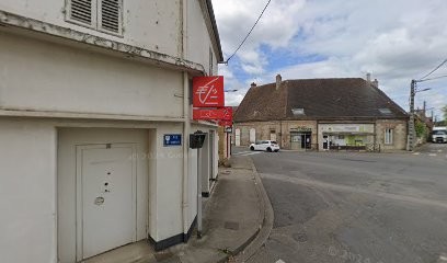 Caisse D'Epargne Moulins La Madeleine, Banque à Moulins