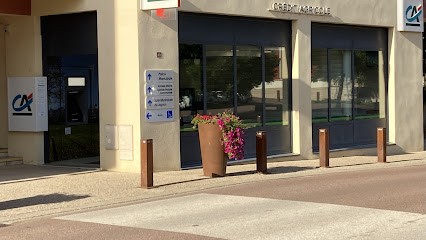 Crédit agricole Centre-est à Viriat, Banque à Viriat