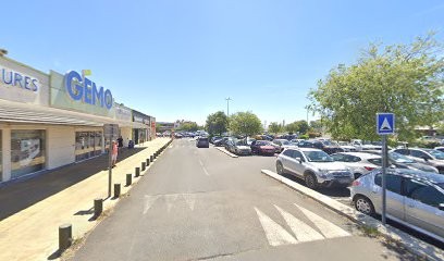 Crédit Agricole Du Languedoc - Lunel Portes De La Mer, Banque à Lunel