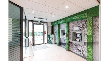 Crédit Agricole Centre France - Le Rouget, Banque au Rouget-Pers