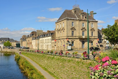 Caisse d'Epargne Pontivy, Banque à Pontivy