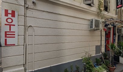 MLP, Banque à Marseille 01