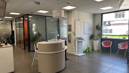 Crédit Agricole Centre-est à Montrevel-en-Bresse, Banque à Montrevel-en-Bresse