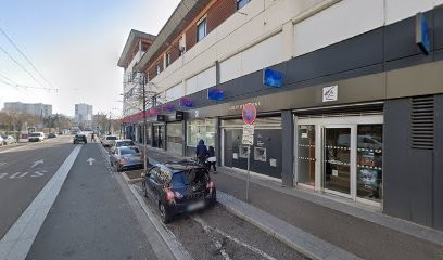 Caisse D'Epargne Vaulx En Velin Centre, Banque à Vaulx-en-Velin