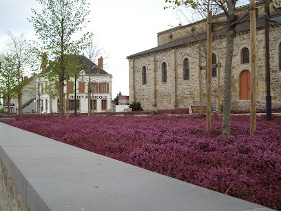 Crédit Agricole Centre France - Marcillat En Combraille, Banque à Marcillat-en-Combraille