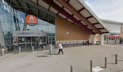 Crédit Agricole Val De France, Banque à Vineuil