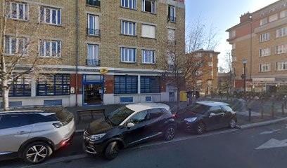 La Banque Postale, Banque à Suresnes