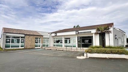 Crédit Agricole Charente-Maritime Deux-Sèvres, Banque à La Couarde-sur-Mer