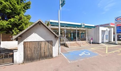 Crédit Agricole Normandie-Seine, Banque au Trait