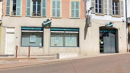 Crédit Agricole Centre-est à Thizy, Banque à Cours
