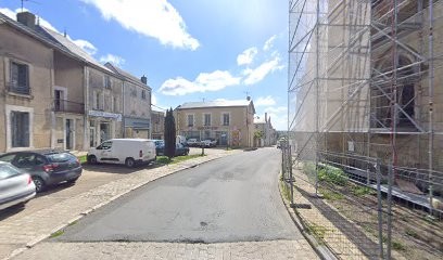 Caisse D'Epargne Mirebeau, Banque à Mirebeau