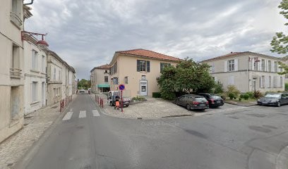 Caisse D'Epargne La Couronne, Banque à La Couronne