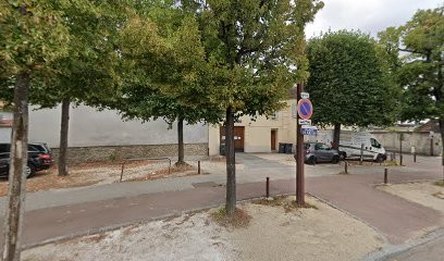 Jade Services, Banque au Chesnay