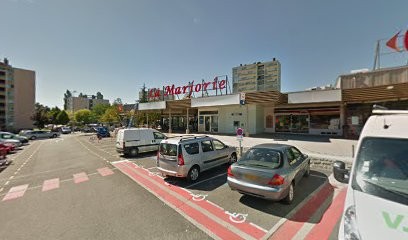 Caisse D'Epargne Marjorie Lons Le Saunier, Banque à Lons-le-Saunier