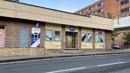 LCL Banque et assurance, Banque à Évry
