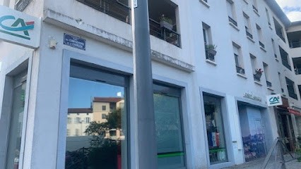 Crédit Agricole Centre-est à Lyon Point Du Jour, Banque à Lyon 05