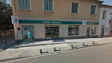 Crédit Agricole Alpes Provence Coustellet, Banque à Maubec