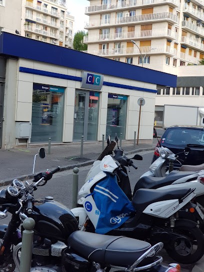 CIC, Banque à Sèvres
