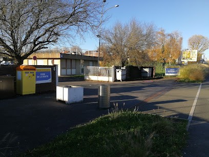 La Banque Postale - Direction Départementale, Banque à Melun