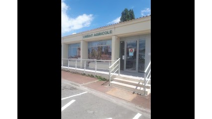 Crédit Agricole Charente Périgord, Banque à Montmoreau