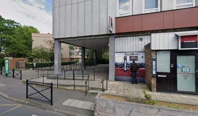 SG, Banque à Évry