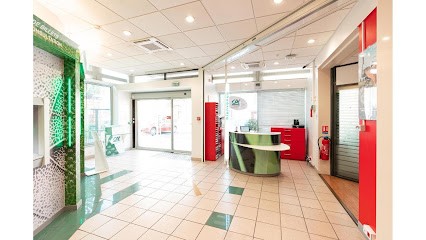 Crédit Agricole Centre France - Vic Le Comte, Banque à Vic-le-Comte