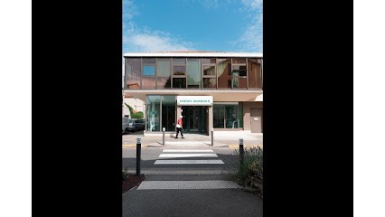 Crédit Agricole Centre France - Ennezat, Banque à Ennezat