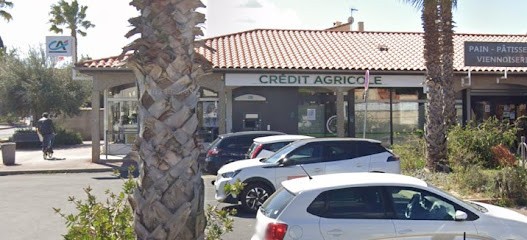 Crédit Agricole - Banque Assurances, Banque à Saleilles