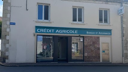 Crédit Agricole Centre Loire - Le Chatelet En Berry, Banque au Châtelet
