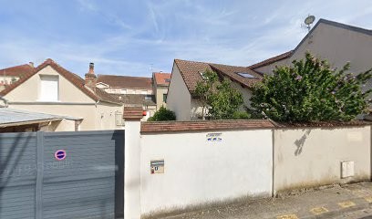 Bank De Loof Cecile, Banque à Sens