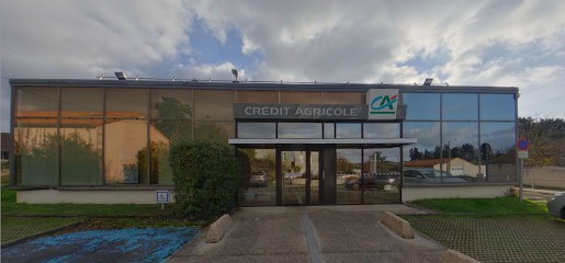 CREDIT AGRICOLE LUSSAC-LES-CHATEAUX, Banque à Lussac-les-Châteaux