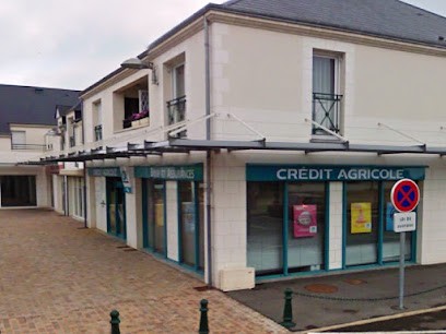 Crédit Agricole Centre Loire - Saint Denis De L'Hotel, Banque à Saint-Denis-de-l'Hôtel