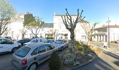 Crédit Mutuel Du Sud Ouest RUFFEC, Banque à Ruffec