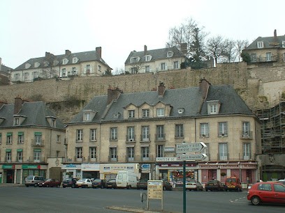 Banque Populaire Rives De Paris, Banque à Pontoise