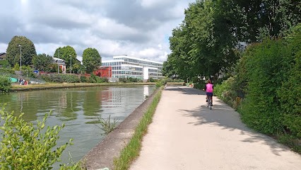 La Banque Postale Financement, Banque à Saint-Denis
