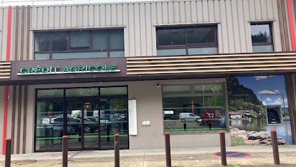 Crédit agricole Centre-est à Montréal La Cluse, Banque à Montréal-la-Cluse