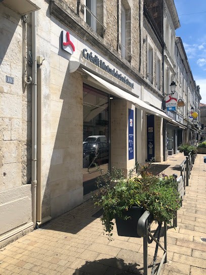 Crédit Mutuel du Sud Ouest LA ROCHEFOUCAULD, Banque à Agris